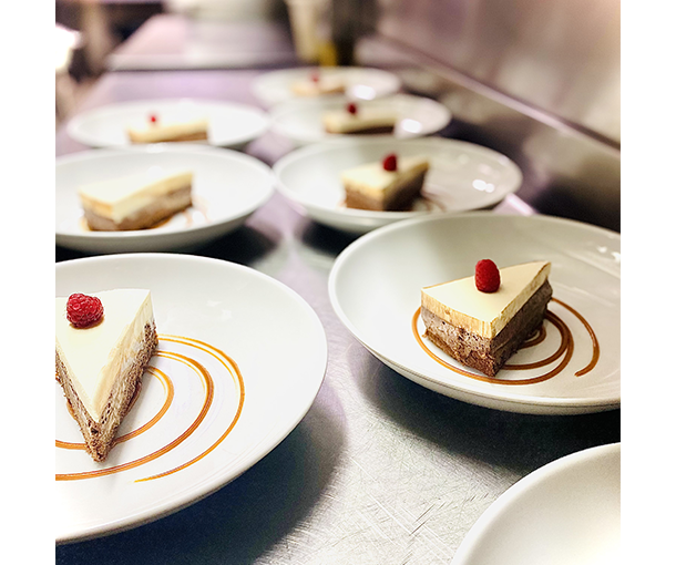 Le restaurant - Café Le Paris - restaurant LE VESINET - manger a LE VESINET